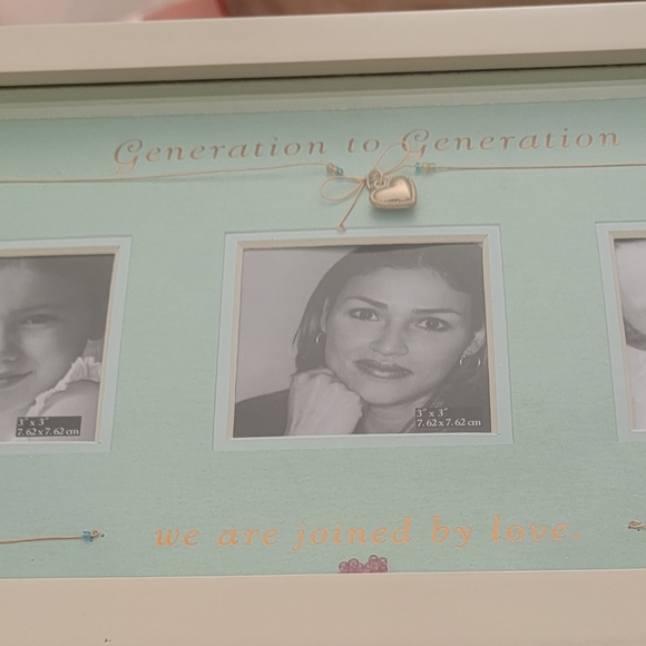 Shadow Box-Generation - Picture 2 of 6